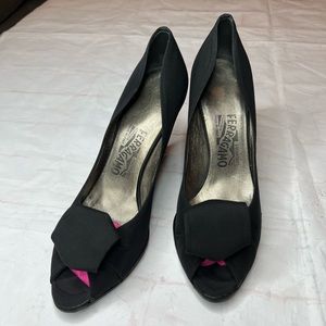 Ferrágamo Heels sz 8.